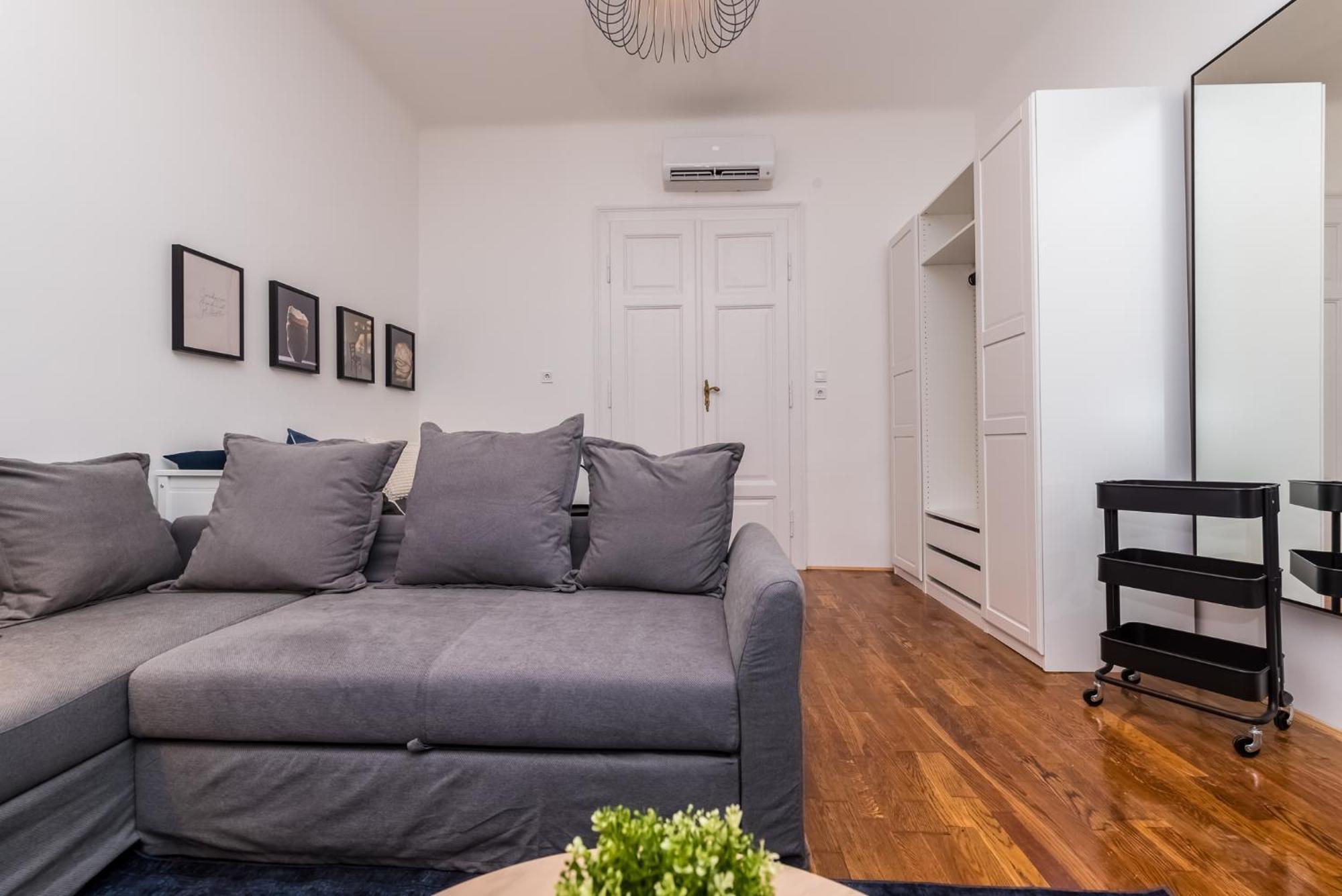 Ferienwohnung Gozsdu Court Bismarck Budapest Exterior foto