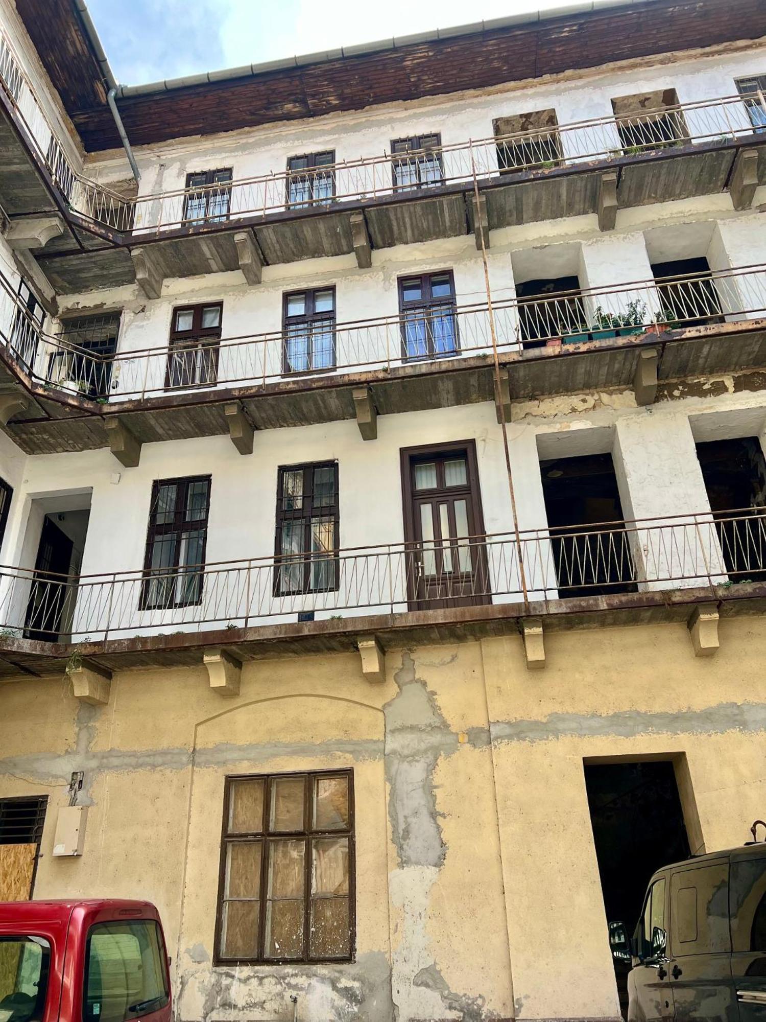 Ferienwohnung Gozsdu Court Bismarck Budapest Exterior foto